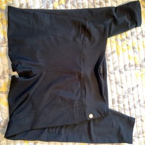 Jones NY thick leggings with pockets. Large, black.